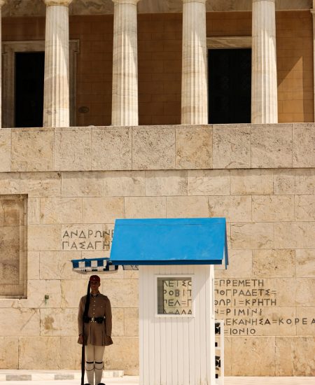 pexels-efrem-efre-2786187-32998276